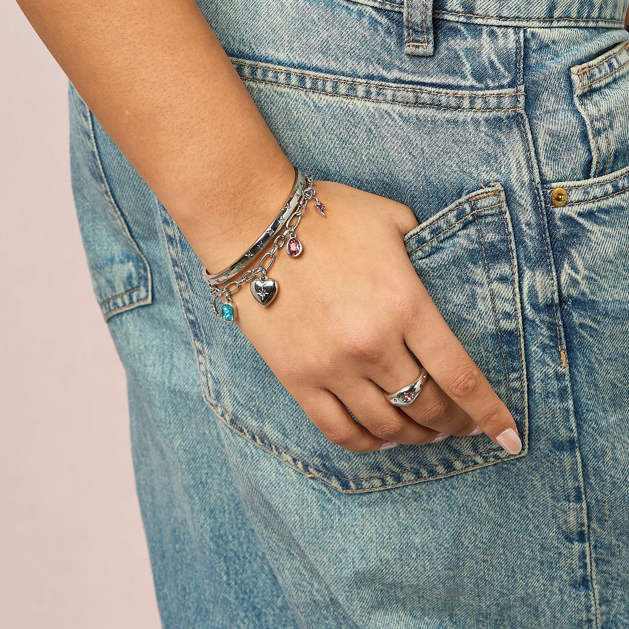 Daisy Charm Bracelet - Image 10