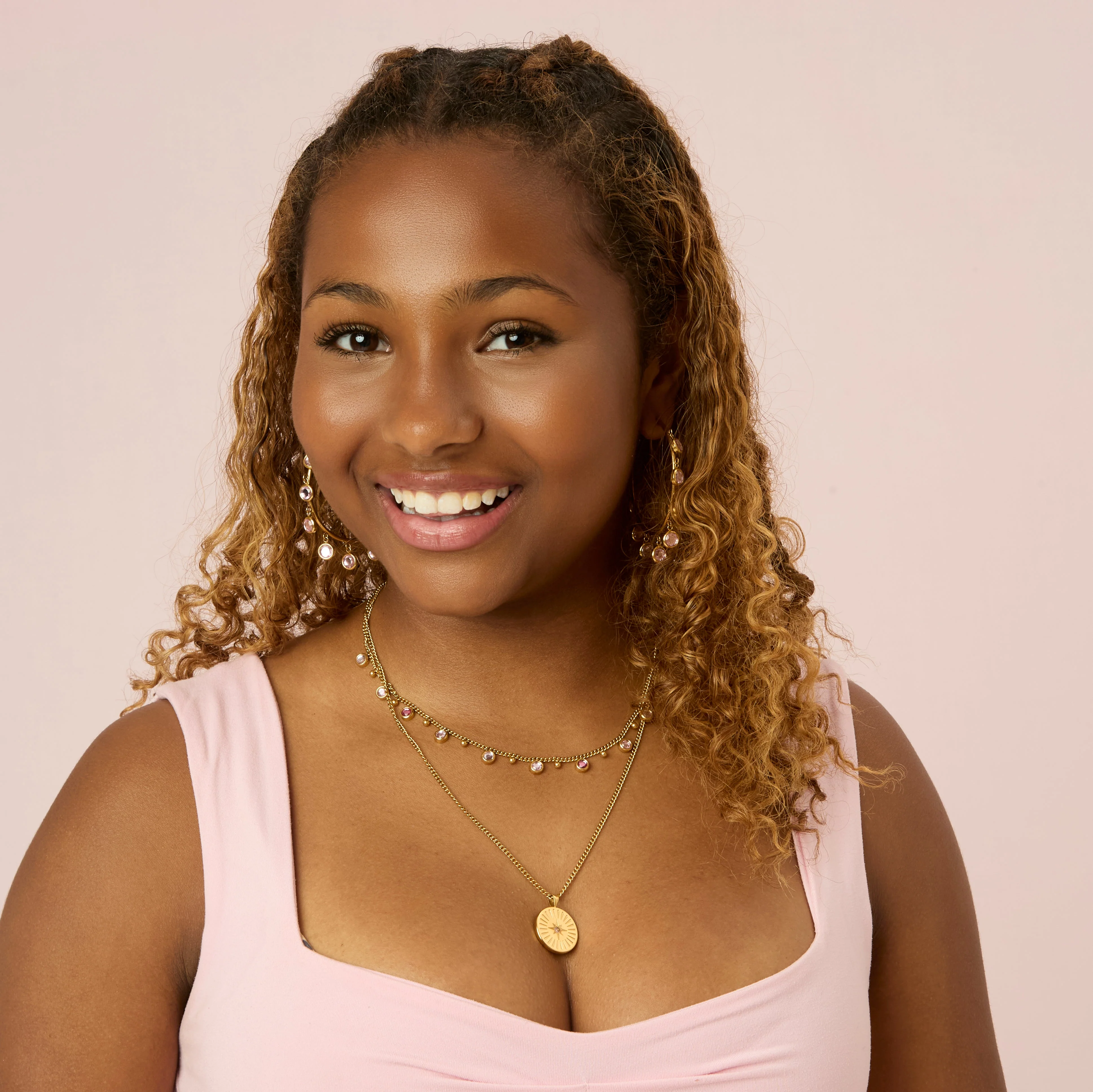 Izzy Star Pendant Necklace - Image 15