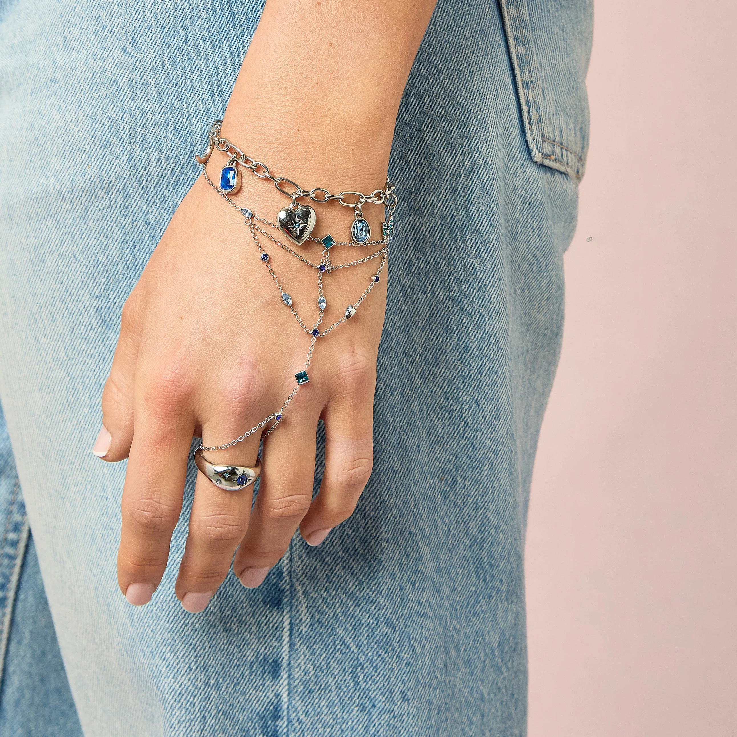 Kareena Hand Chain - Image 28