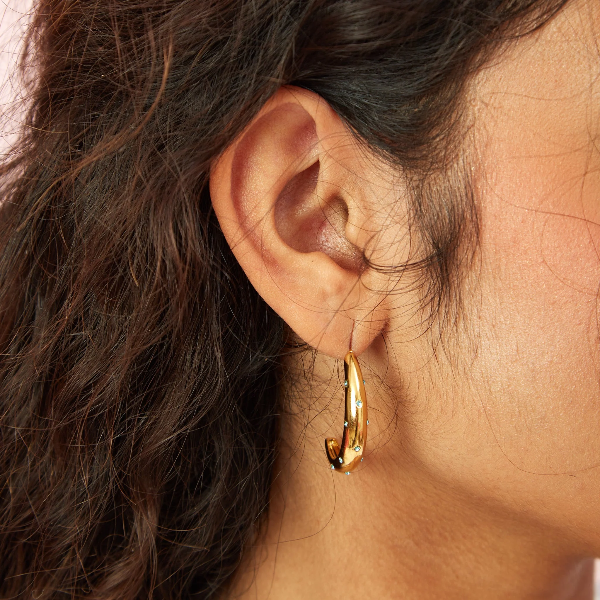 Skye Chunky Star Hoop Earrings - Image 10